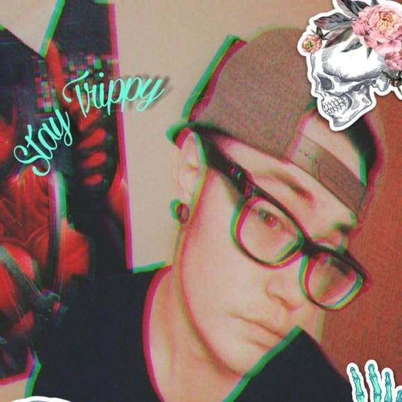 Meet your Posher, Zachary - Picture 1 of 1